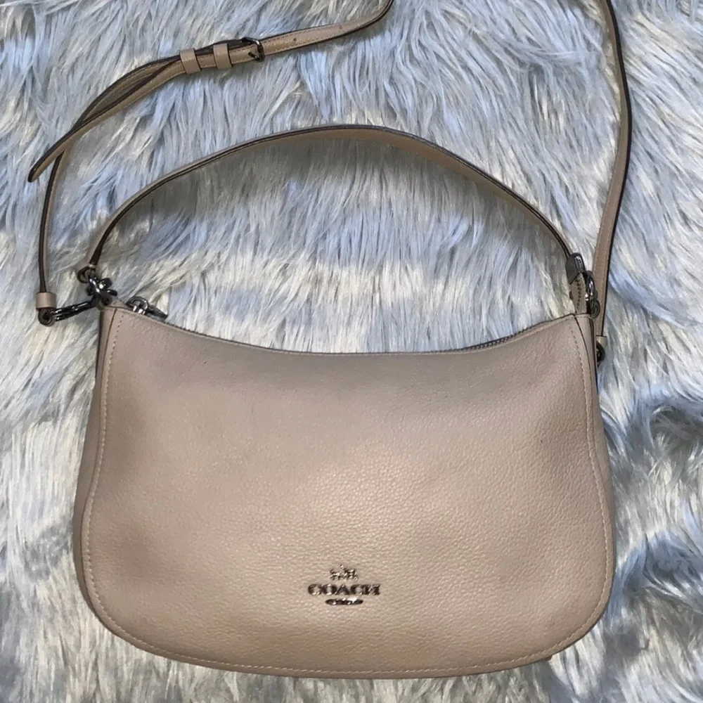 Coach | Bags | Coach Chelsea Pebbled Leather 5689 Crossbody Bag